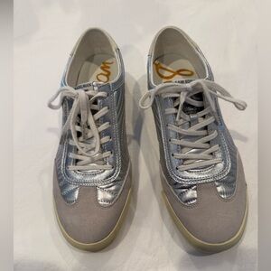 Sam Edelman Silver and Grey Fashion Sneaker